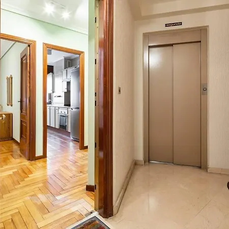 Daire Centro De Con Paking Gratuito