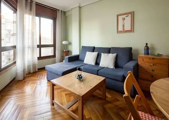 Centro De Con Paking Gratuito * Виго